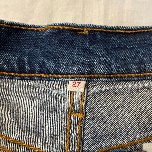 Levi’s High Waisted Denim Shorts - Picture 6 of 7